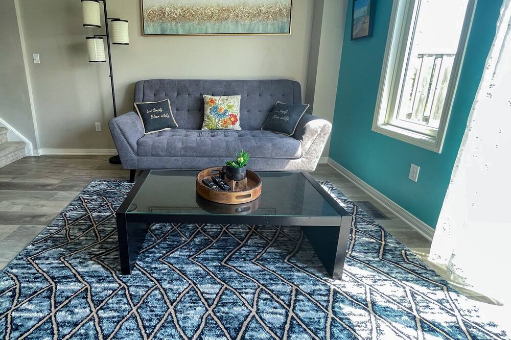 Photo of Livingroom in Port Elgin