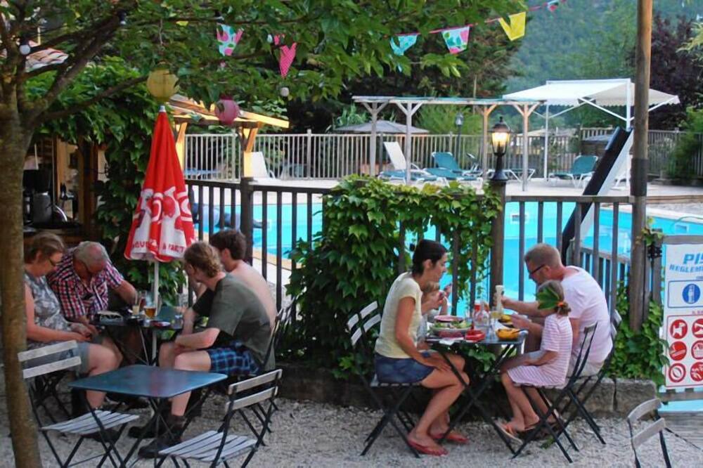 Photo of Outdoor in Vesc