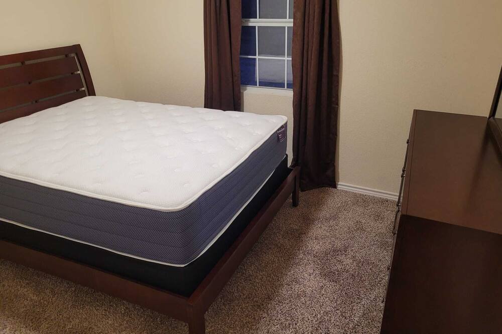 Photo of Bedroom in Seguin