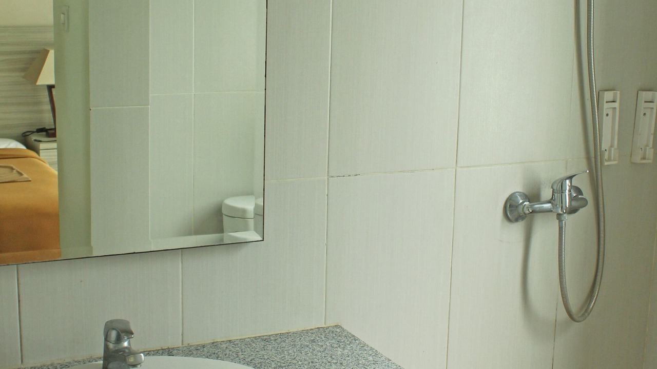 Photo of Bathroom in Sunset Road