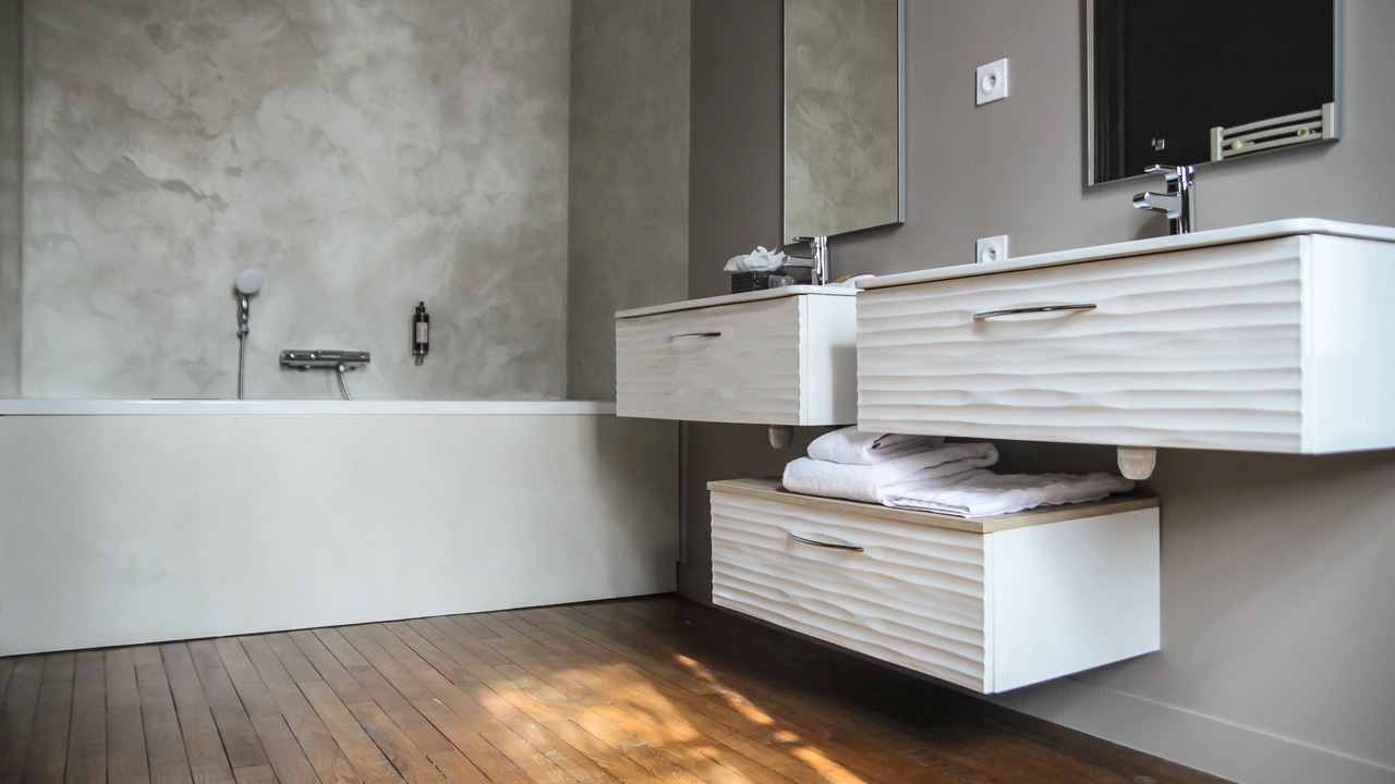 Photo of Others in Laval