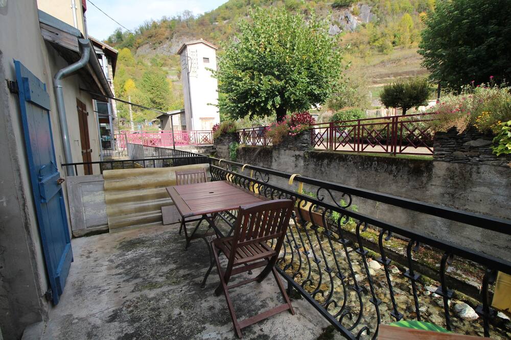 Photo of Patio Balcony in Auzat