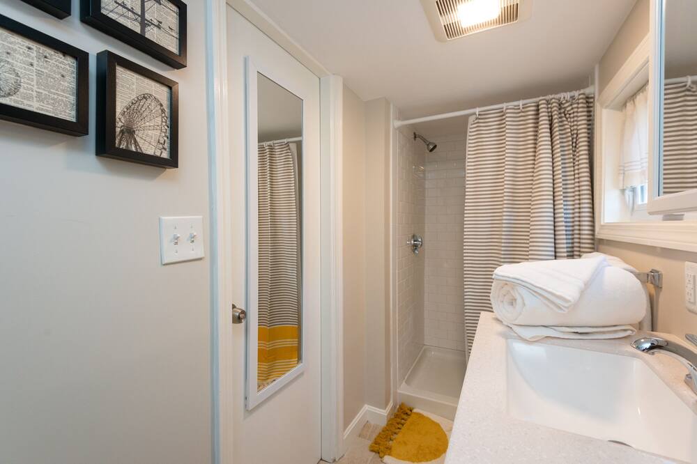 Photo of Bathroom in Beverly