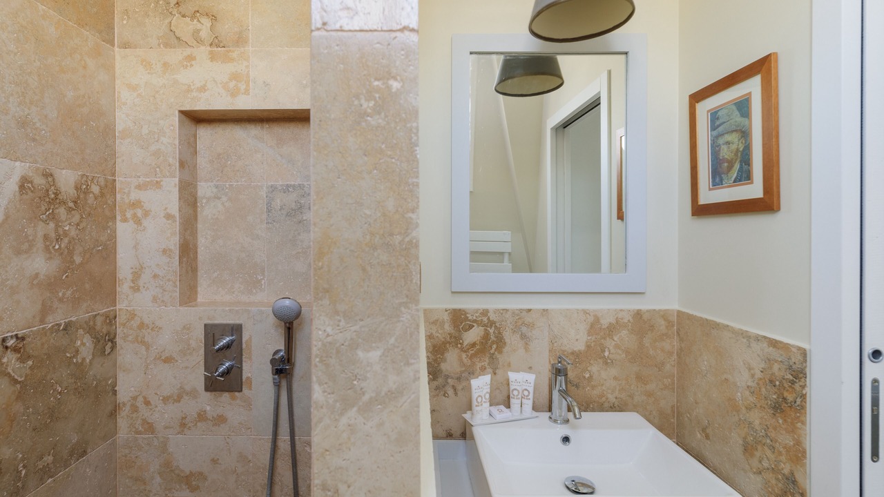 Photo of Bedroom in Asnieres-sur-Seine