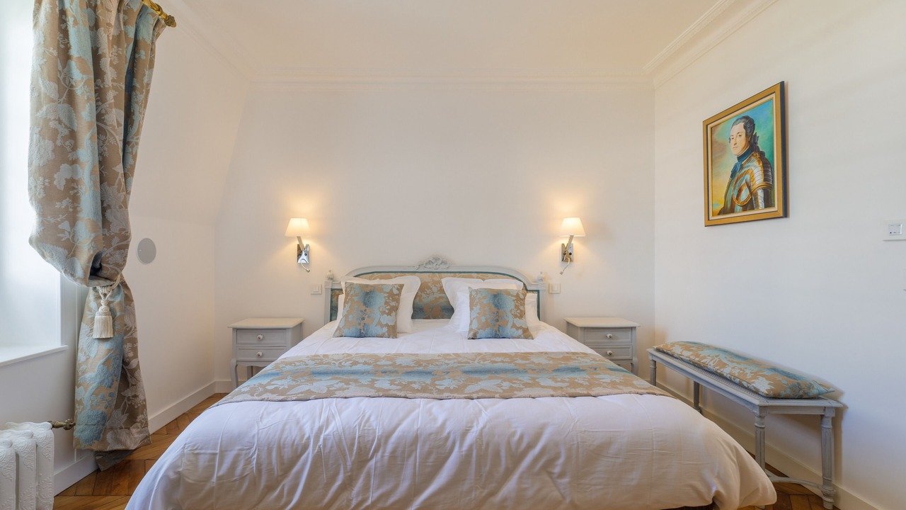 Photo of Bedroom in Asnieres-sur-Seine