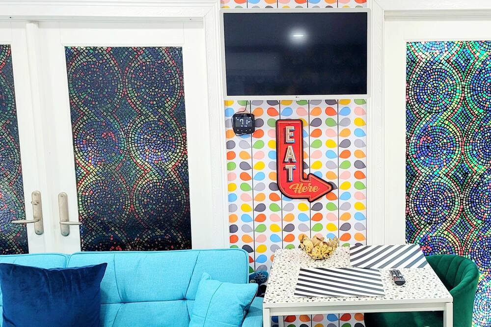 Photo of Livingroom in Davenport