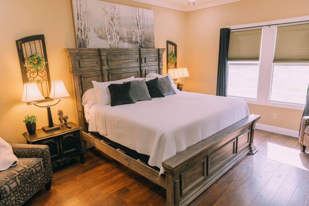 Photo of Bedroom in Downtown
