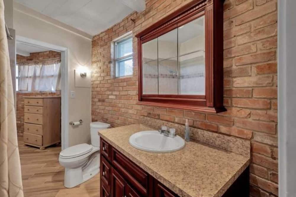 Photo of Bathroom in San Augustine
