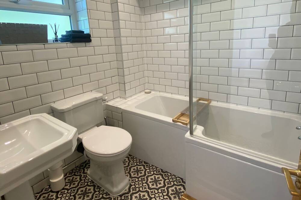 Photo of Bathroom in Findon