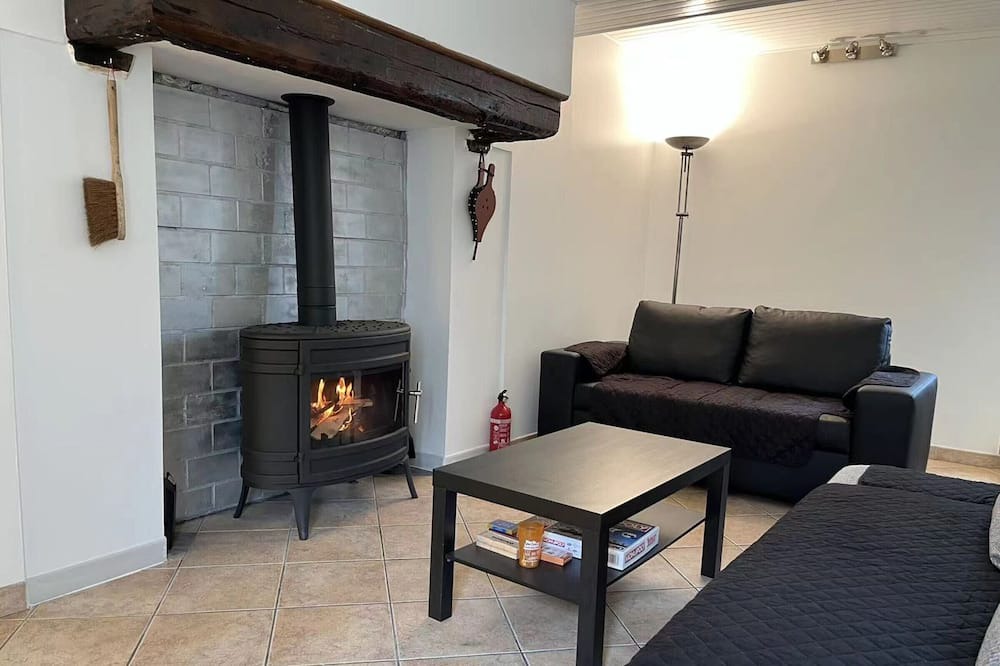 Photo of Livingroom in Neuilly-le-Vendin