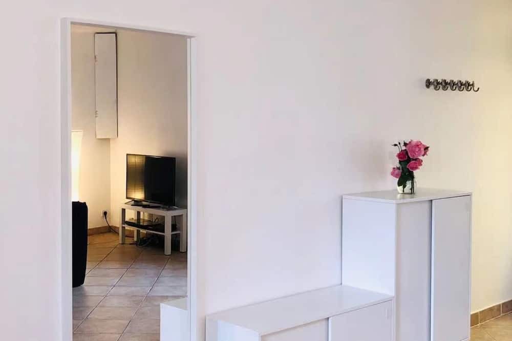 Photo of Bedroom in Neuilly-le-Vendin