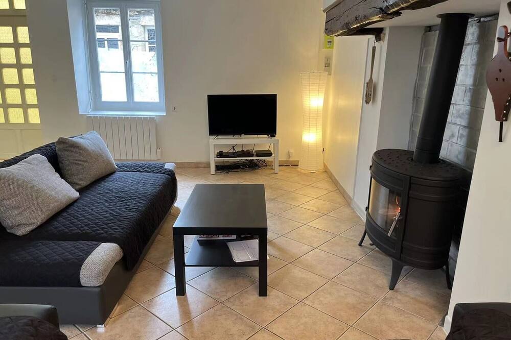 Photo of Livingroom in Neuilly-le-Vendin
