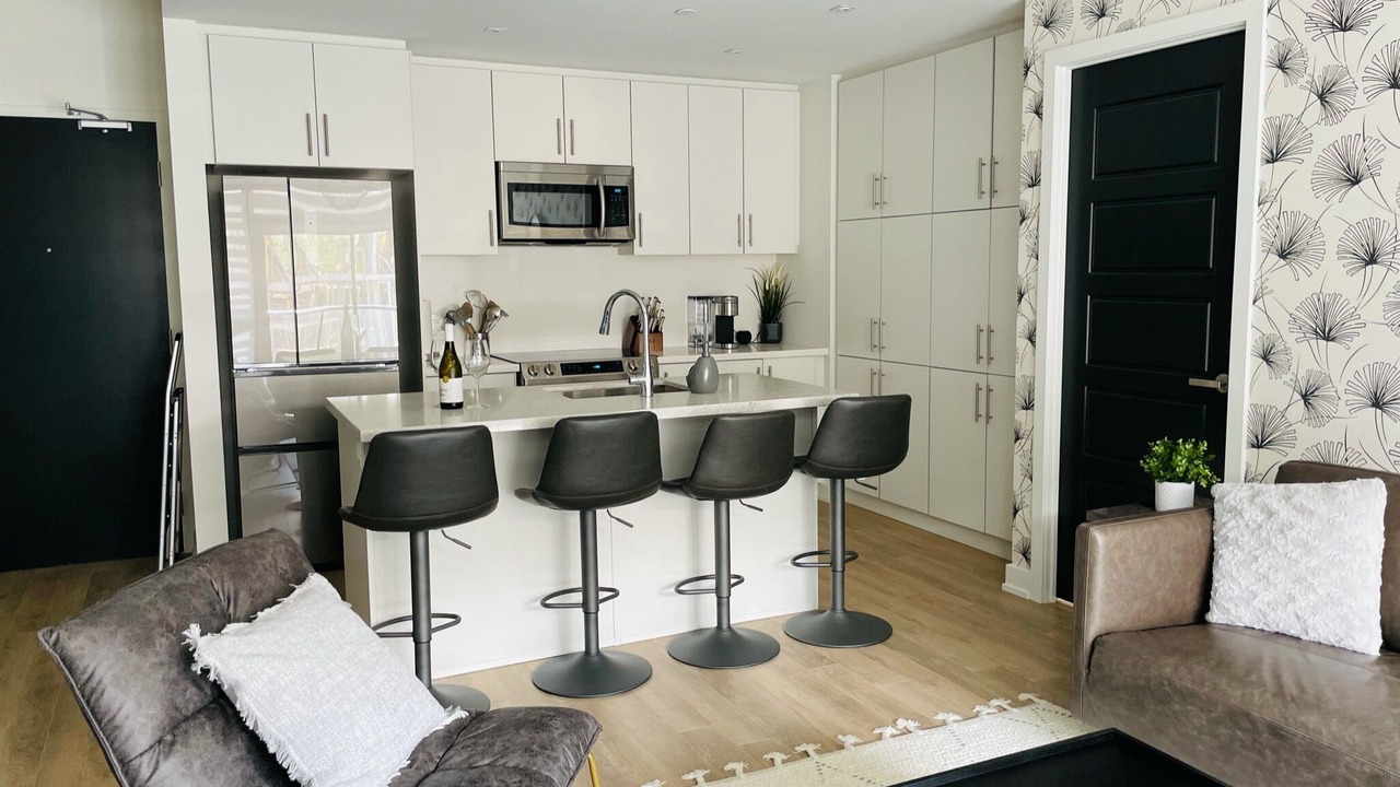 Photo of Livingroom in Innisfil