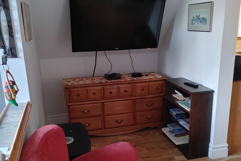 Photo of Livingroom in Trent Hills