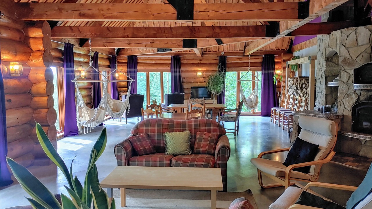 Photo of Livingroom in Rawdon