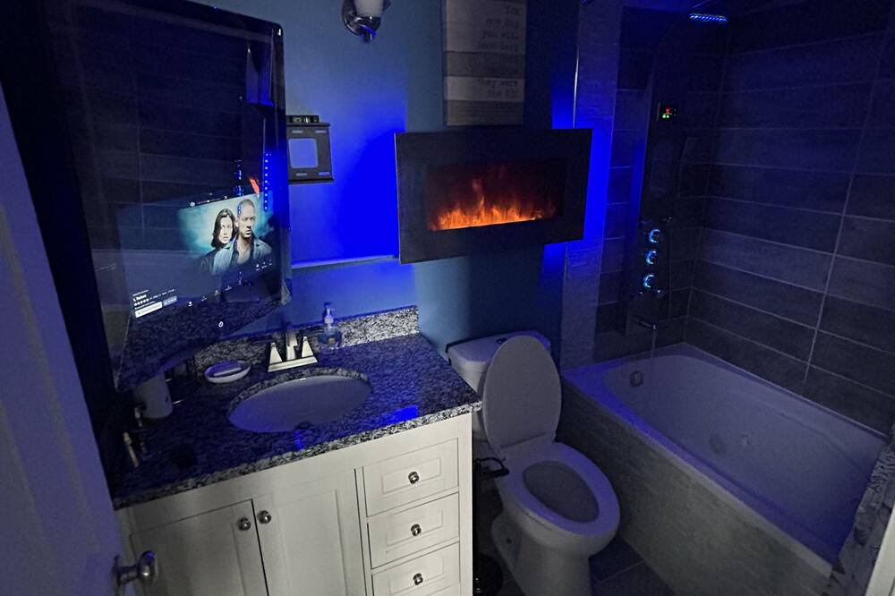 Photo of Bathroom in Lansing