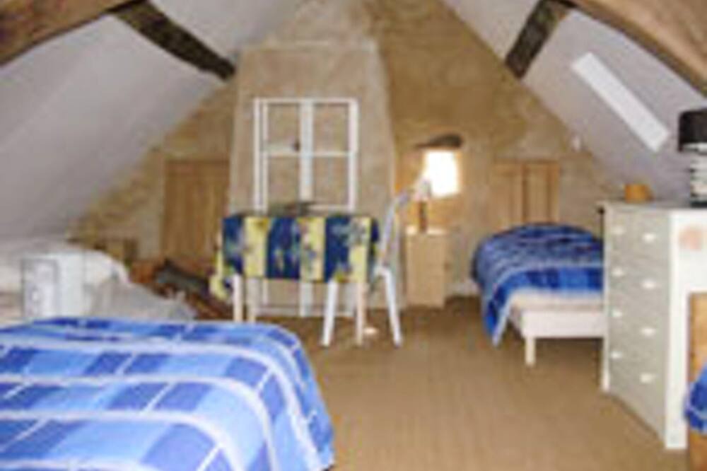 Photo of Others in Daumeray