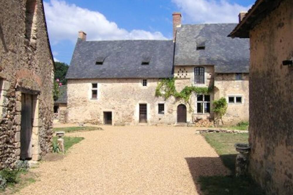 Photo of Outdoor in Daumeray