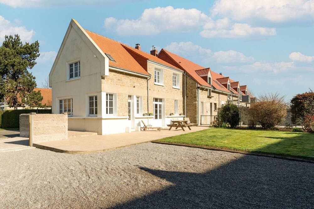 Photo of Outdoor in Wimille