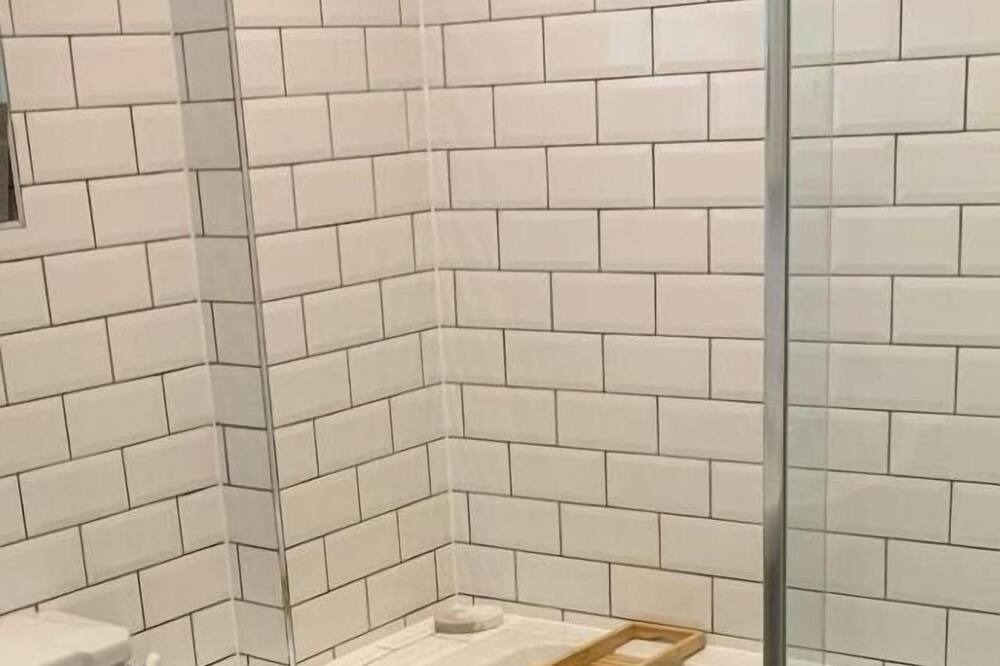 Photo of Bathroom in Findon