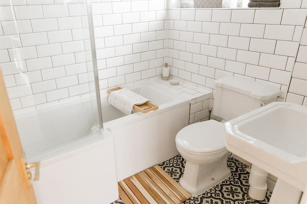 Photo of Bathroom in Findon