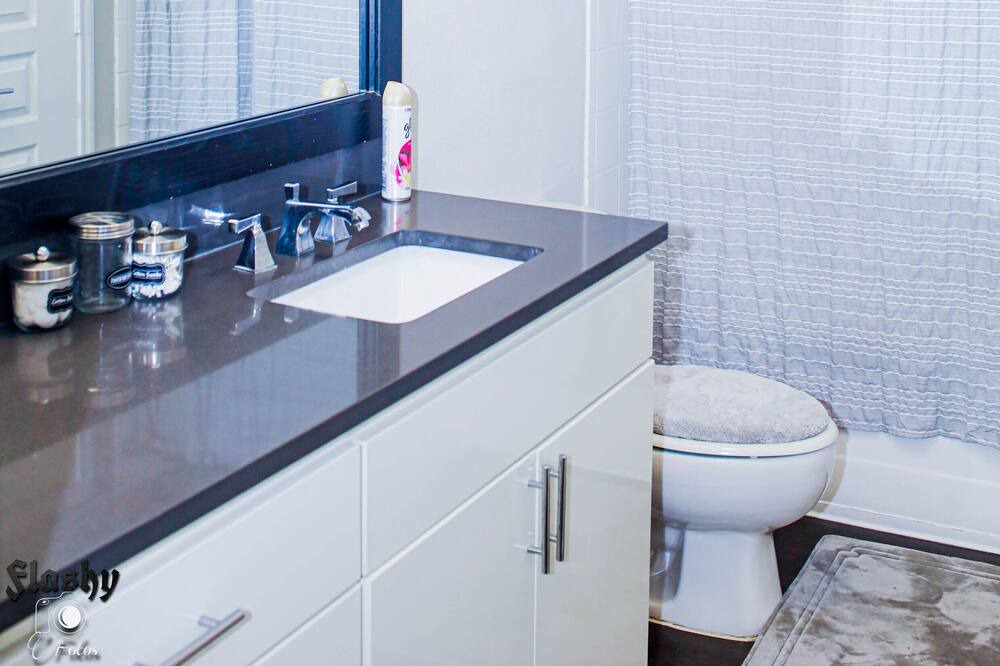 Photo of Bathroom in Parker Lane