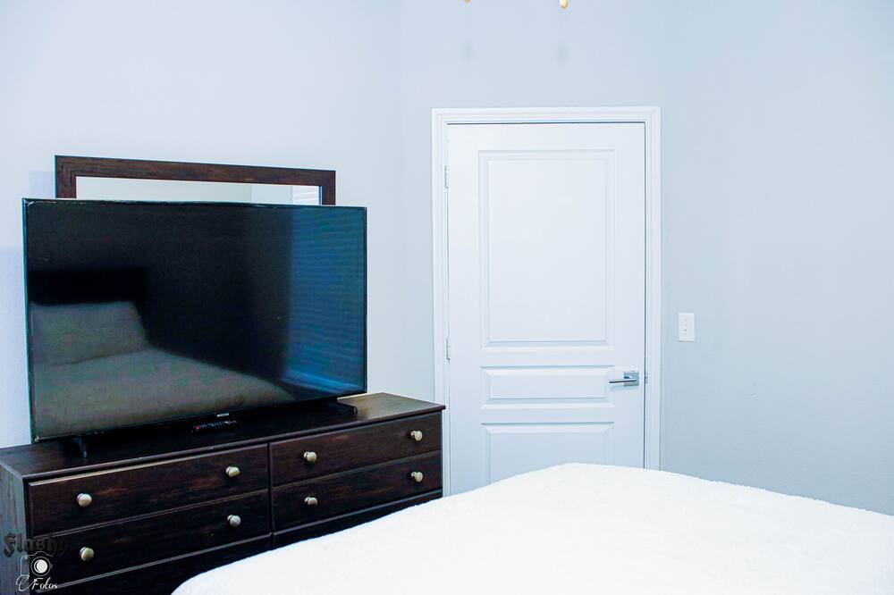 Photo of Bedroom in Parker Lane