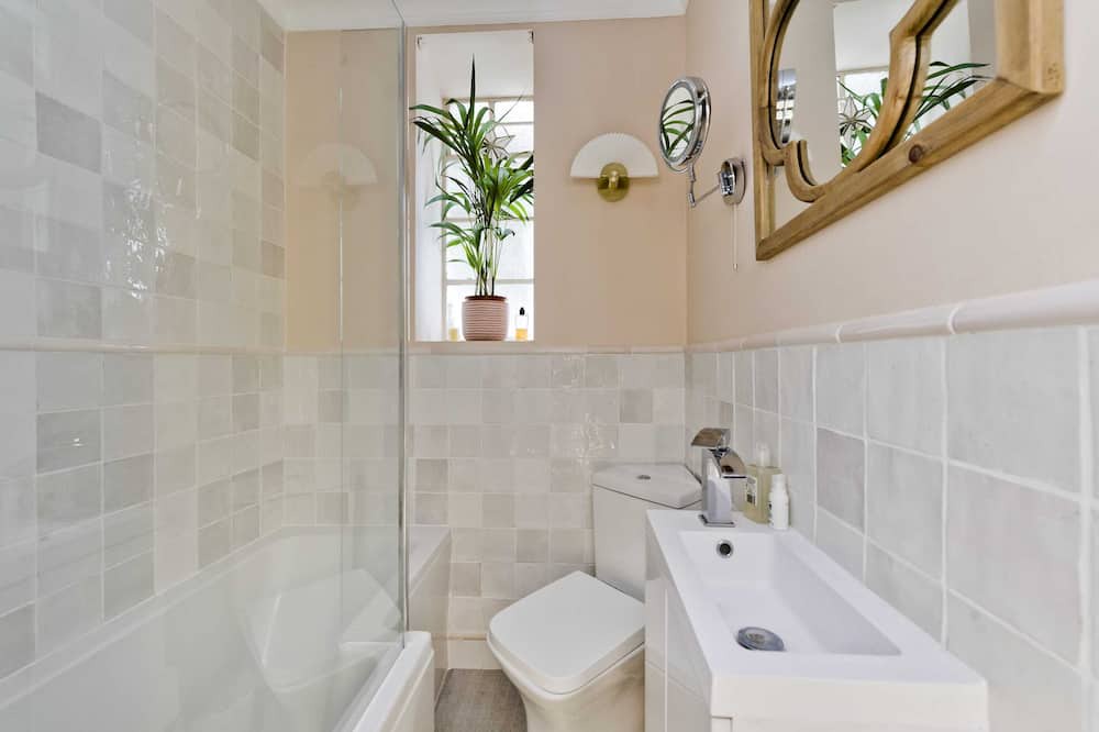 Photo of Others in Holland Park