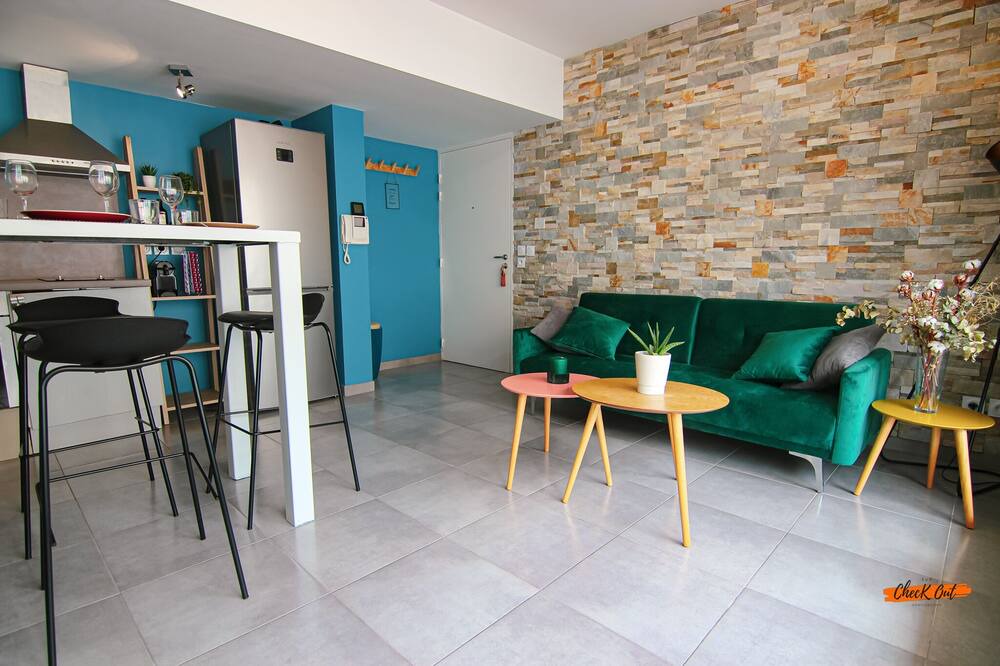 Photo of Livingroom in Clemenceau