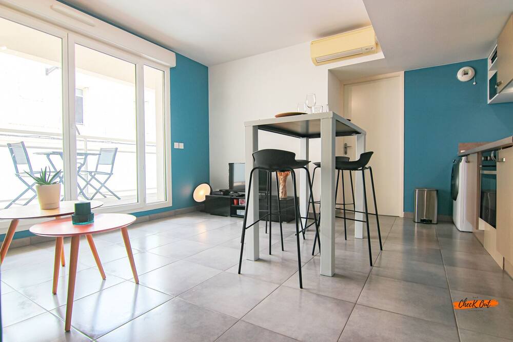 Photo of Livingroom in Clemenceau