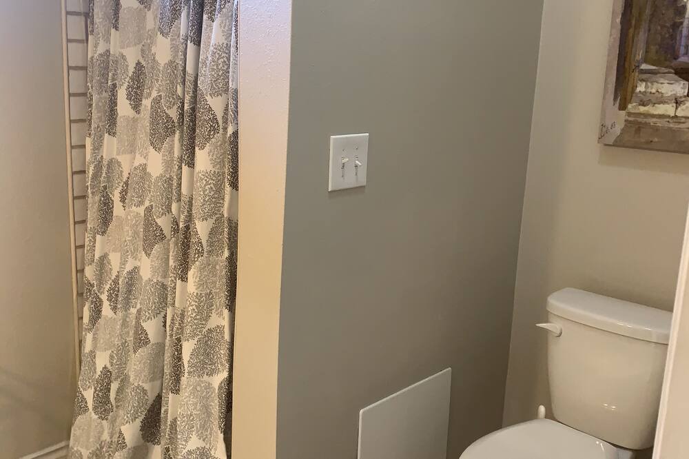 Photo of Bathroom in East Wenatchee