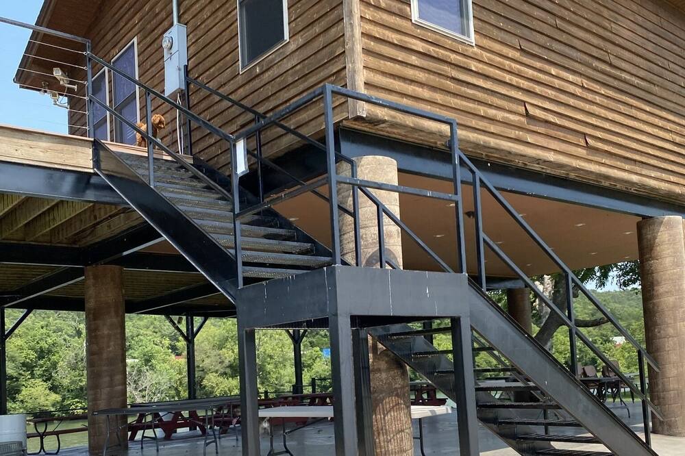 Photo of Outdoor in Hardy