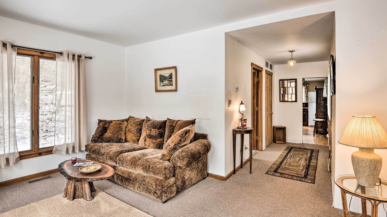 Photo of Livingroom in Unadilla