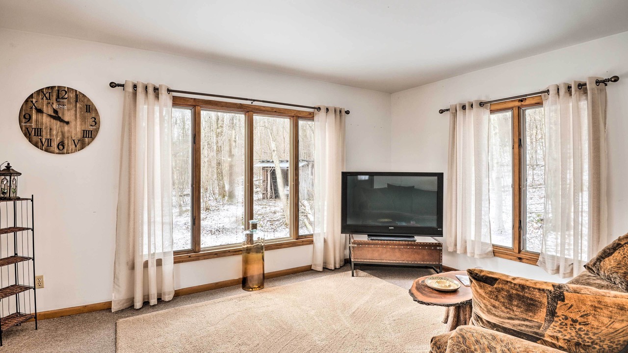 Photo of Livingroom in Unadilla