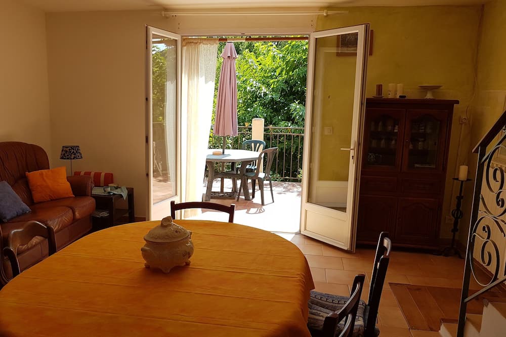 Photo of Livingroom in Monoblet