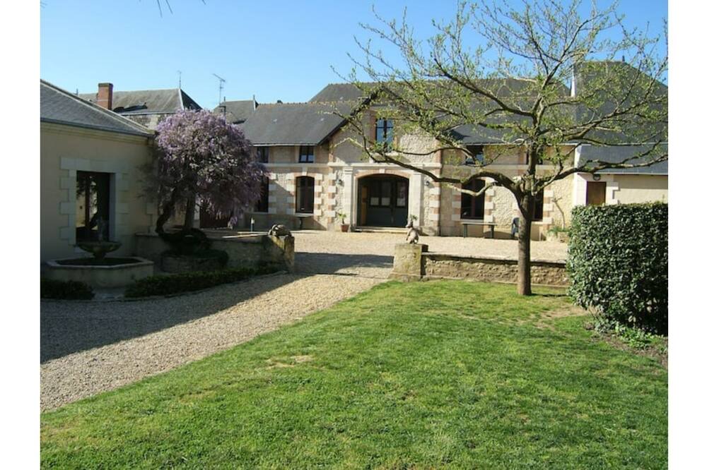 Photo of Outdoor in Montreuil-Bellay