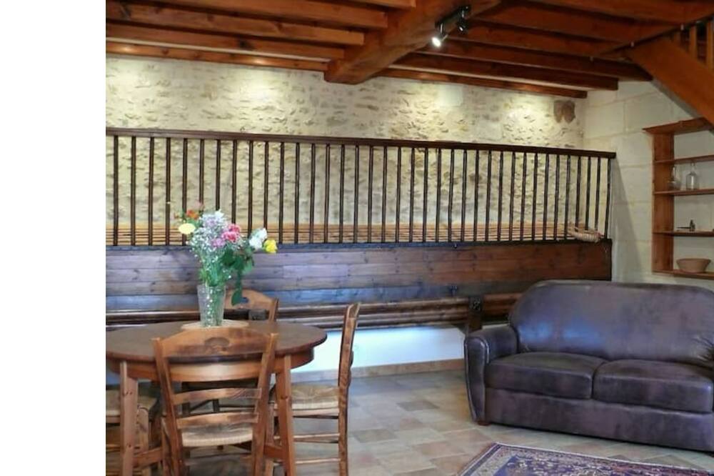 Photo of Livingroom in Montreuil-Bellay