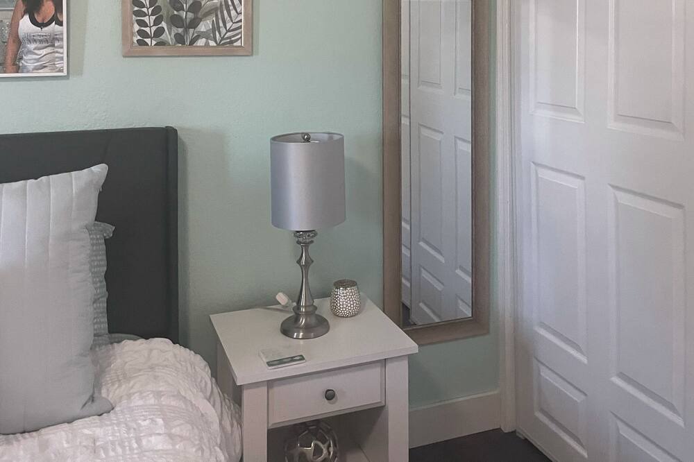Photo of Bedroom in Tulare