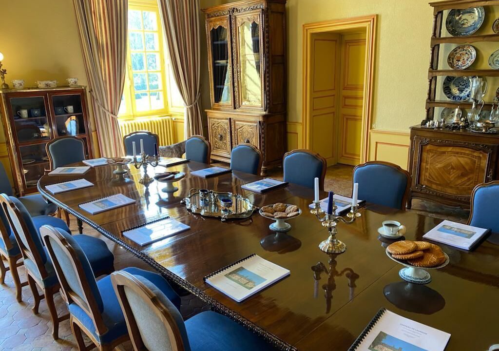 Photo of Others in Lombron