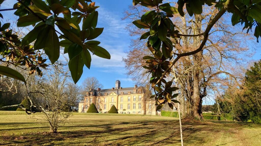 Photo of Outdoor in Lombron