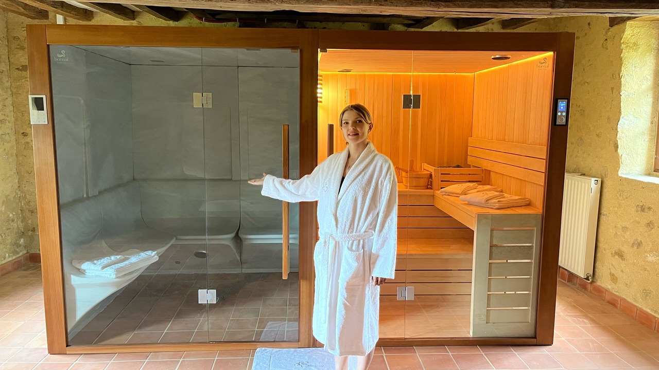 Photo of Bedroom in Lombron