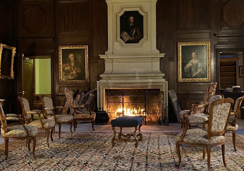 Photo of Others in Lombron