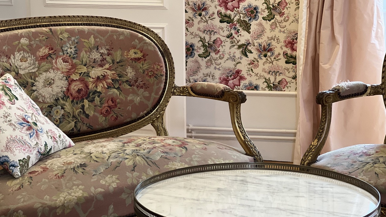 Photo of Others in Lombron