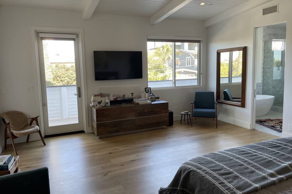 Photo of Bedroom in Tree Section