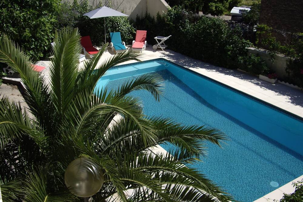 Photo of Outdoor in Paraza