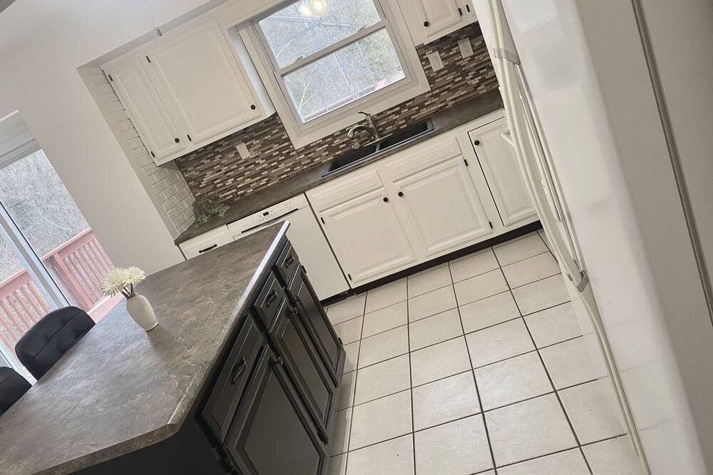 Photo of Kitchen in Port Franks