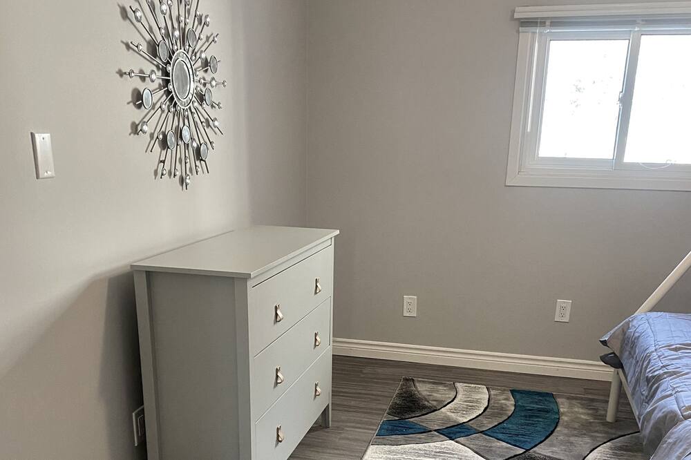 Photo of Bedroom in Port Franks