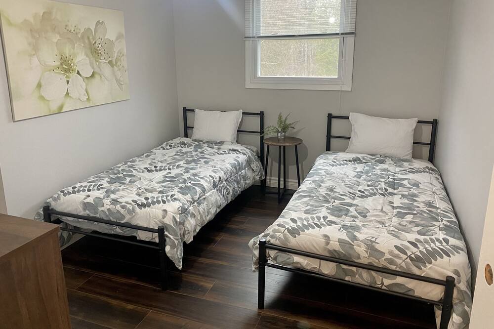 Photo of Bedroom in Port Franks