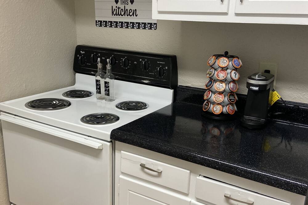 Photo of Kitchen in Lazybrook/Timbergrove