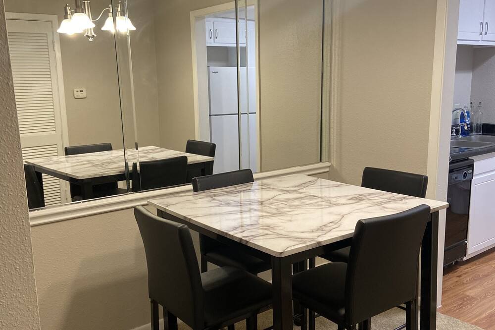 Photo of Kitchen in Lazybrook/Timbergrove